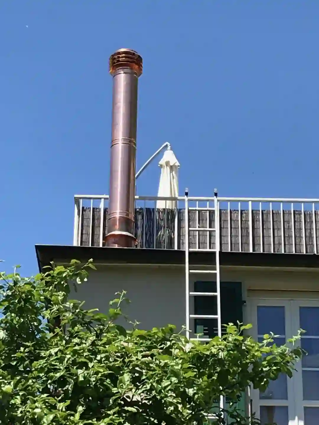 Sortie conduit de fumée cuivre avec cape à lamelles_Carouge